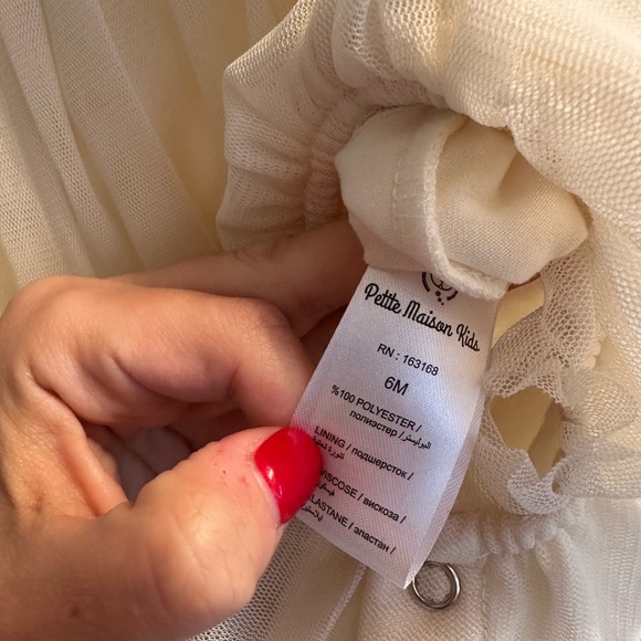 Petite Maison Kids
Girls' Bella Buttermilk Tulle Romper with Faux Pearl Beading - Picture 3 of 6